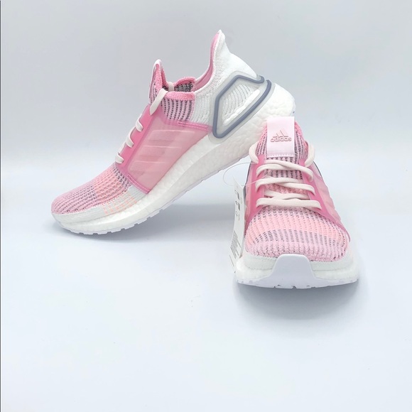 NEW adidas Ultraboost 19 Women's Running Shoes - Picture 3 of 7